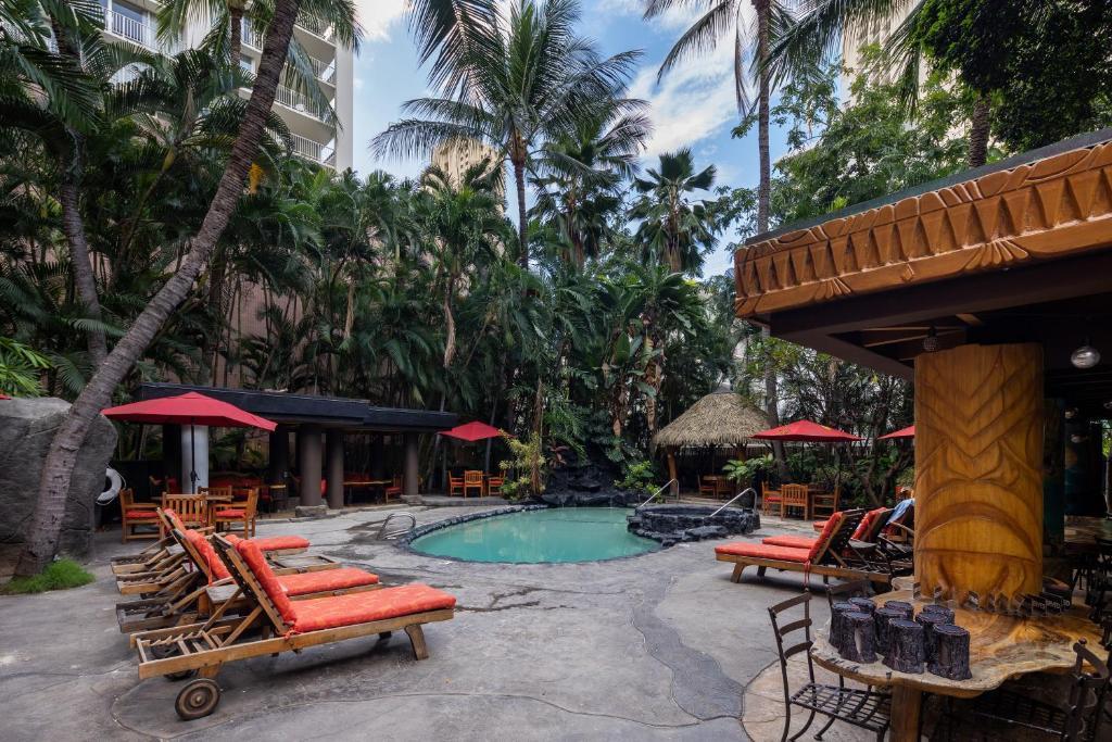 Gorgeous One Bedroom Bamboo Blocks From The Beach Honolulu Exteriér fotografie